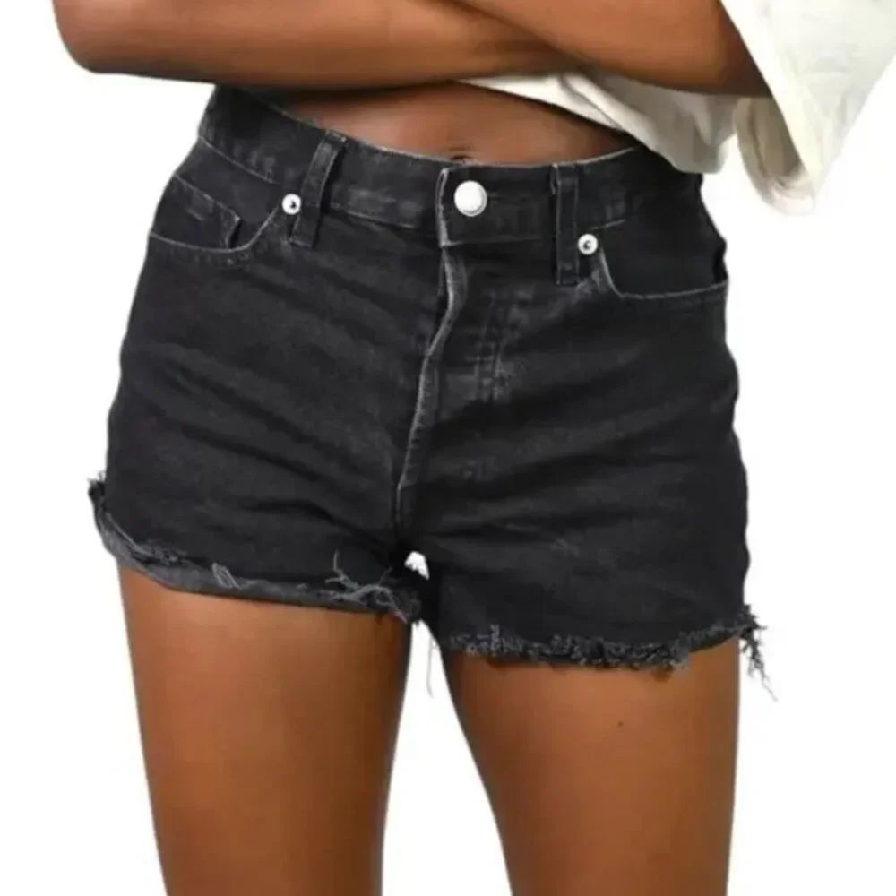Everlane The Cheeky Short Black Rough Hem Distressed Shorty Shorts Size 31